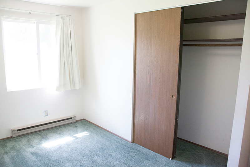 Nez Perce Bedroom Closet